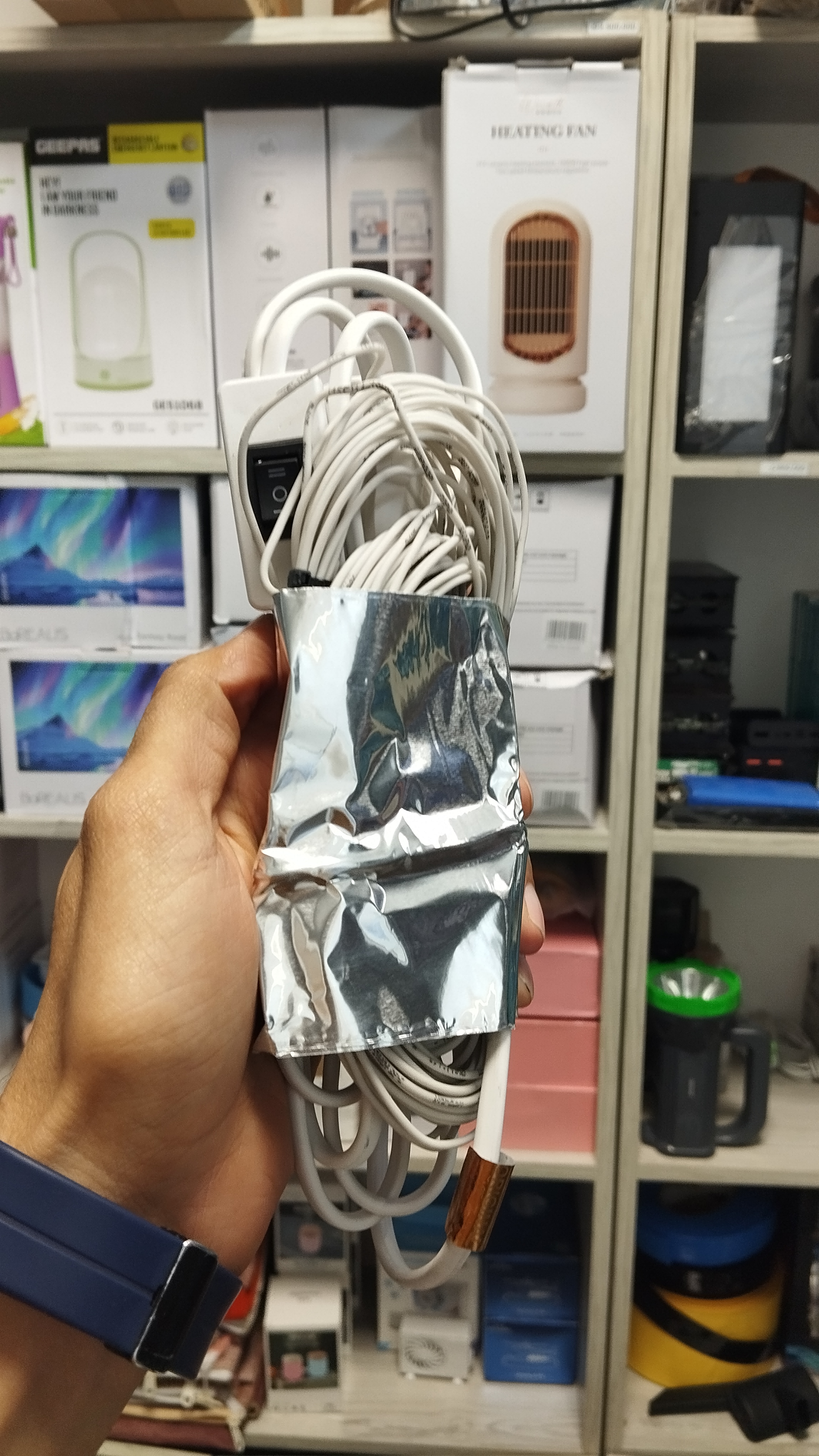 پکیج کامل 18 متری کره ای سفید  برای لوله آب مناسب 7 الی 9 متر لوله با گارانتی دو ساله ( برای یخ زدایی)